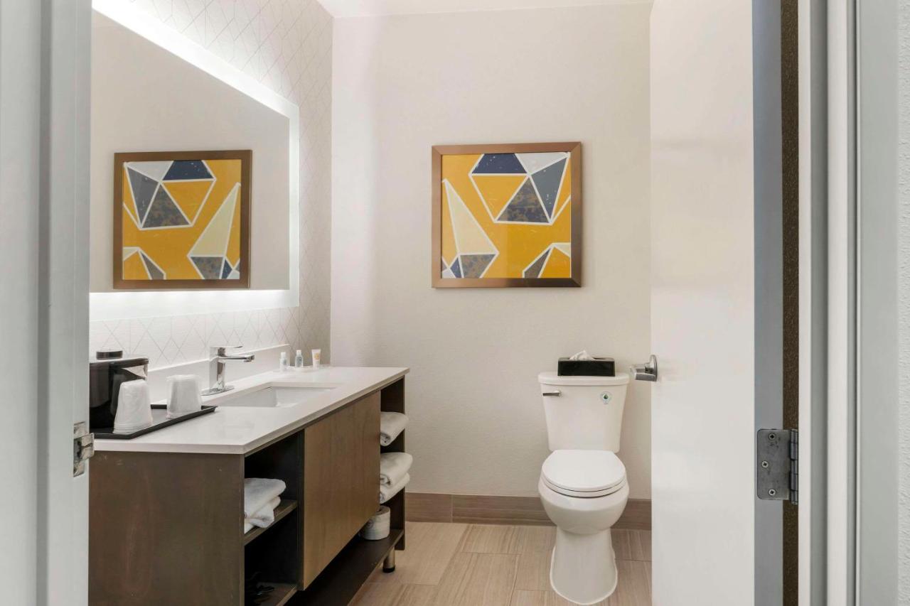 Comfort Suites Elgin Ngoại thất bức ảnh